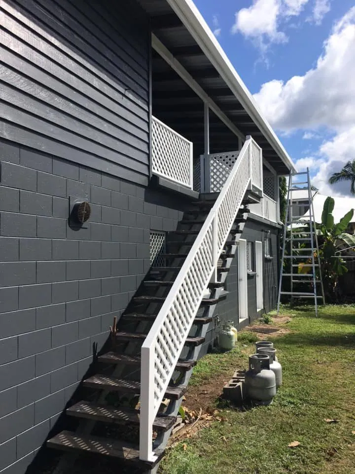 Charcoal and white exterior house painting in Cairns by Pete's Painting Solutions